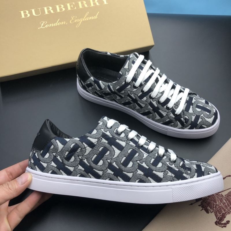 Burberry Low Shoes